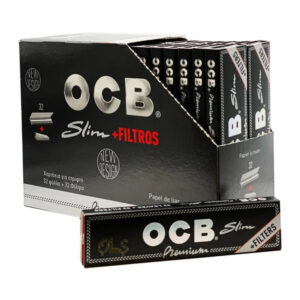 OCB Black Connoisseur Rolling Papers with Tips (32 PCS)